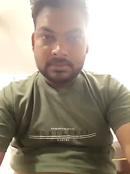 Snapshot of xyz-indian chatting on September 14, 2025, 4:39 pm xyz-indian online show from September 14, 2025, 4:39 pm