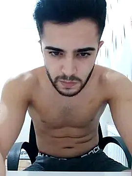 Ozi1910 online show from September 14, 2025, 6:29 pm