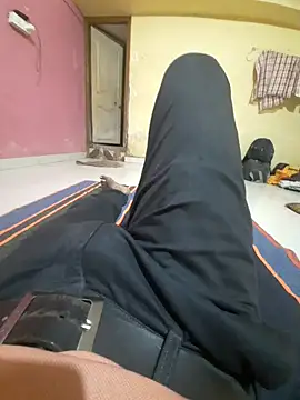 choot paglu online show from October 11, 2025, 7:07 am