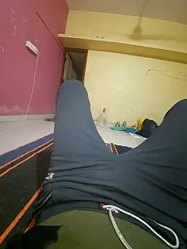 choot paglu online show from November 7, 2025, 1:44 pm