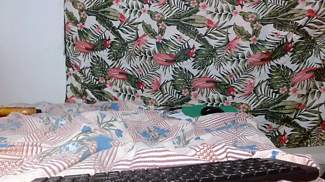 69smallstar online show from April 1, 2026, 1:41 pm