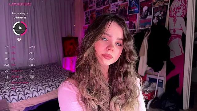 PinkiRay online show from October 23, 2025, 5:12 pm