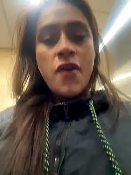 tifanyfever online show from October 11, 2025, 5:33 pm