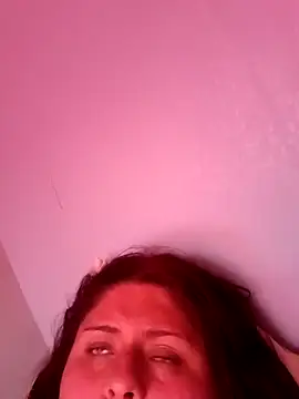 Snapshot of tudiablitalitabellaaa chatting on March 20, 2026, 2:33 pm tudiablitalitabellaaa online show from March 20, 2026, 2:33 pm