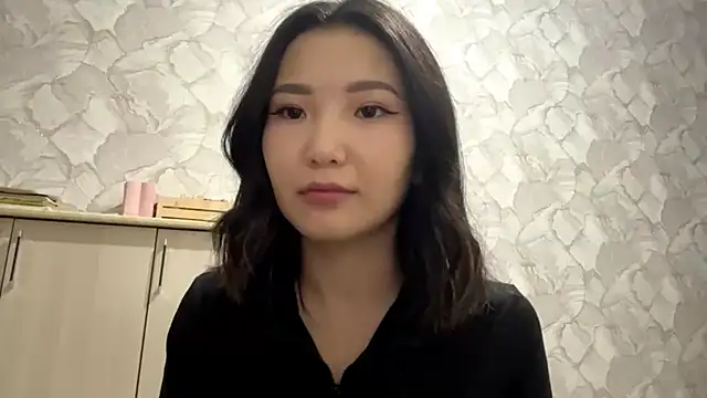 Snapshot of BernardinaKnoy chatting on September 13, 2025, 3:34 pm BernardinaKnoy online show from September 13, 2025, 3:34 pm