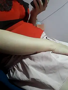 Lilyy-y online show from September 22, 2025, 11:34 am