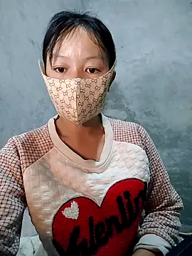 Lilyy-y online show from October 24, 2025, 10:06 pm