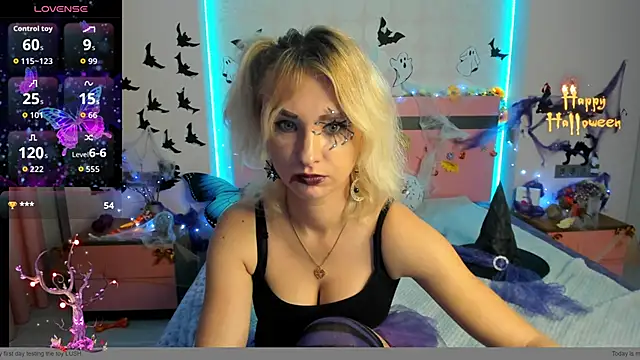 MeryMidnight online show from October 31, 2025, 6:58 am