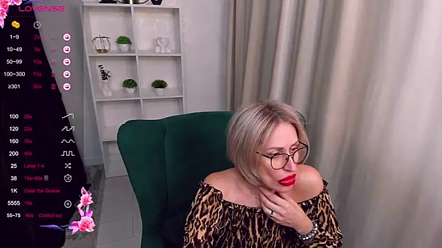 PamellaMurphy online show from November 11, 2025, 5:51 am