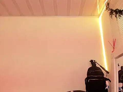 Dullcemariia 1s online show from October 5, 2025, 7:23 pm