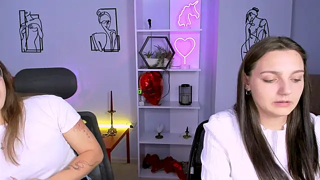 Snapshot of lilit_devil chatting on September 16, 2025, 5:30 am lilit devil online show from September 16, 2025, 5:30 am