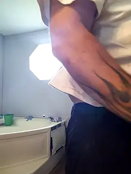 Jeremycle online show from October 20, 2025, 7:36 pm