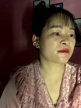 Star-sweet online show from November 2, 2025, 4:15 am