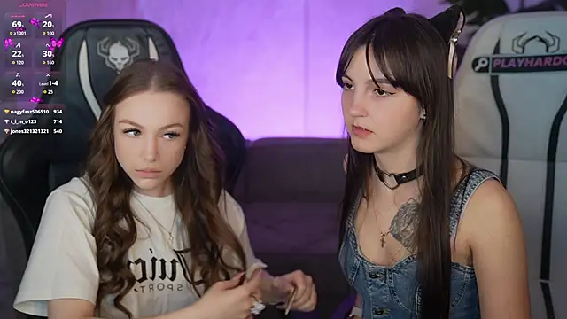 Ella 054 online show from March 12, 2026, 7:31 pm