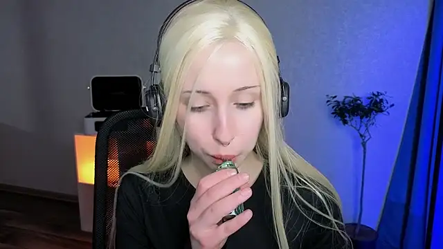 YukiMisa online show from March 28, 2026, 6:40 pm