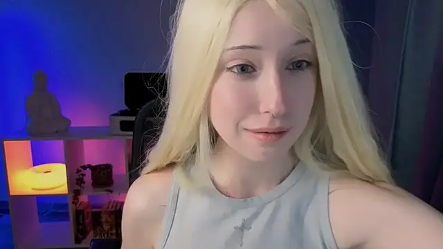 Snapshot of YukiMisa chatting on May 4, 2026, 6:04 pm YukiMisa online show from May 4, 2026, 6:04 pm
