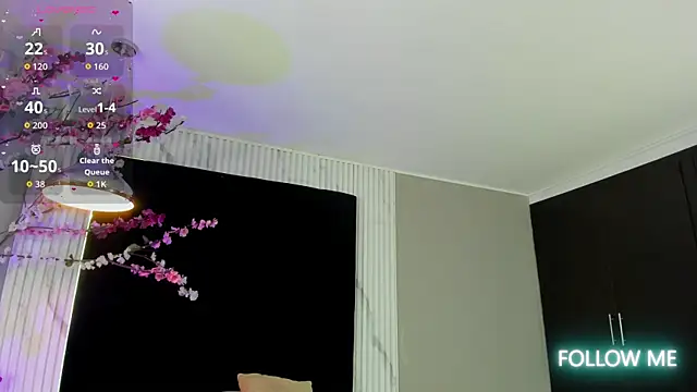 bonnie blue cr online show from October 23, 2025, 3:39 am