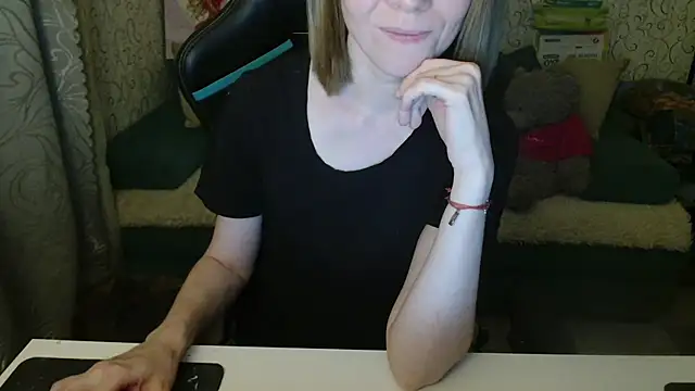Ogonechekkk online show from September 10, 2025, 4:29 pm
