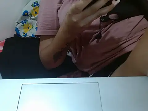 Snapshot of Nataliya_Singh chatting on April 23, 2026, 3:41 am Nataliya Singh online show from April 23, 2026, 3:41 am