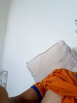 Snapshot of LPdusexo chatting on February 2, 2026, 4:27 pm LPdusexo online show from February 2, 2026, 4:27 pm