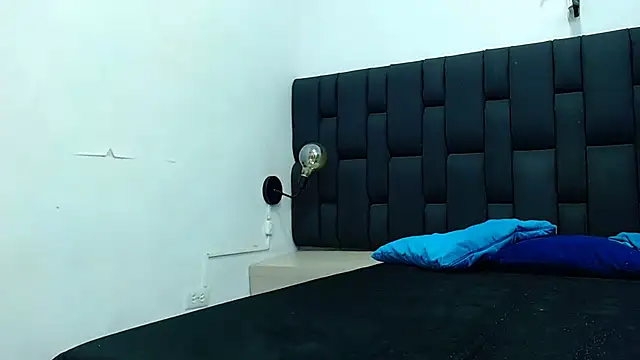 daniel evans69 online show from October 11, 2025, 7:23 pm