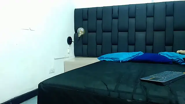 daniel evans69 online show from October 29, 2025, 12:29 pm