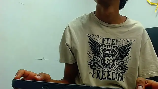 daniel evans69 online show from November 4, 2025, 12:15 pm