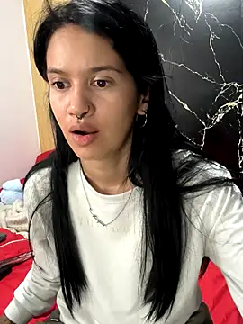 veronicabraum online show from September 9, 2025, 9:58 pm