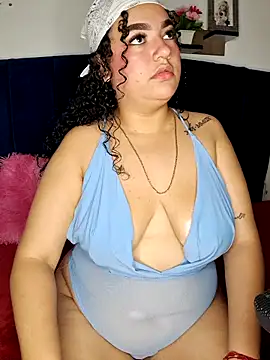 jesie 18x online show from December 17, 2025, 7:20 pm