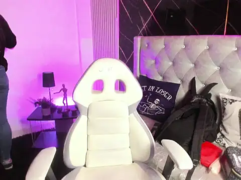 Snapshot of im_bunny__ chatting on January 16, 2026, 11:25 am im bunny online show from January 16, 2026, 11:25 am