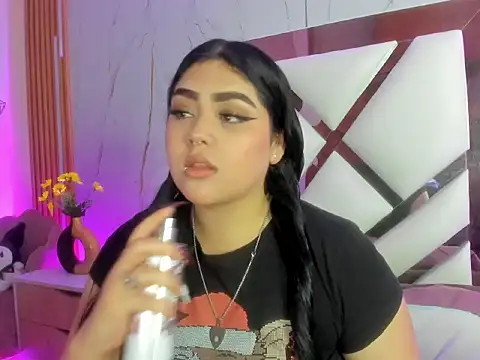 Snapshot of im_bunny__ chatting on March 2, 2026, 11:39 am im bunny online show from March 2, 2026, 11:39 am