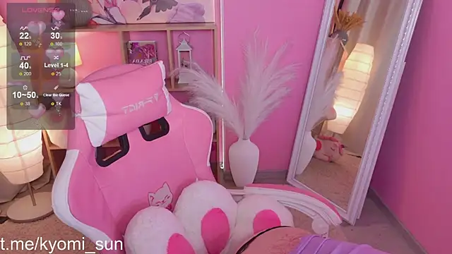 Kyomi Sun online show from February 6, 2026, 11:30 pm