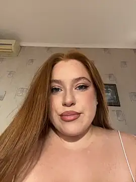  EmiFox X online show from September 17, 2025, 3:35 pm