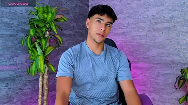 Snapshot of CHR58_ chatting on September 11, 2025, 8:31 pm CHR58 online show from September 11, 2025, 8:31 pm