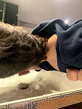 Snapshot of CHR58_ chatting on October 18, 2025, 6:16 am CHR58 online show from October 18, 2025, 6:16 am