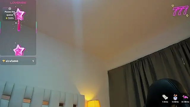 iamCharlotte19 online show from July 28, 2026, 7:26 pm