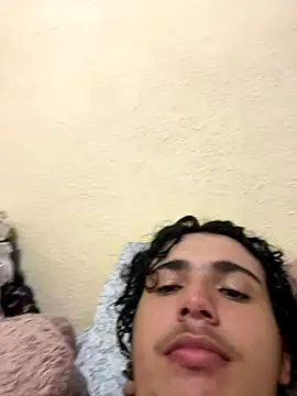 Casal-foda braba online show from January 8, 2026, 2:03 am