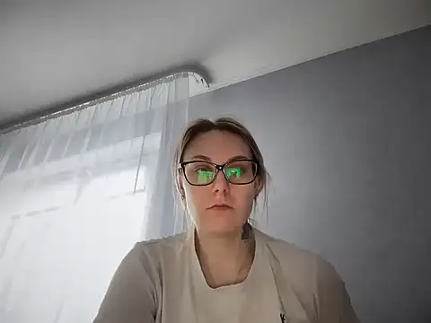 NikexPretty online show from May 11, 2026, 8:31 am