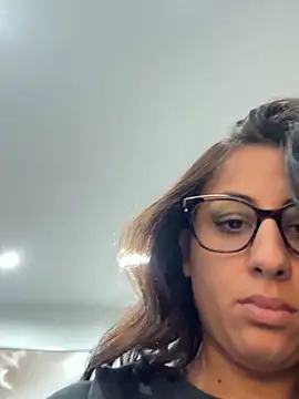 BabyLeopard online show from September 24, 2025, 10:40 am