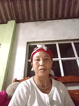 me-cute online show from October 4, 2025, 8:51 pm