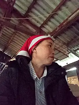 me-cute online show from November 2, 2025, 9:00 am