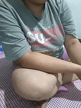 Snapshot of payal_261072_ chatting on April 23, 2026, 9:39 pm payal 261072 online show from April 23, 2026, 9:39 pm