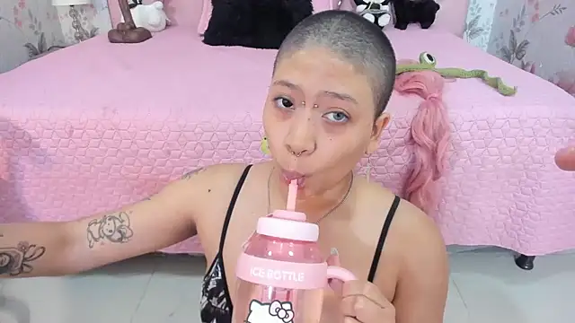 SafiroAgataaa online show from March 15, 2026, 2:28 am