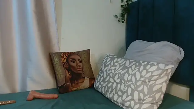 Keishaa-77 online show from September 16, 2025, 3:35 pm