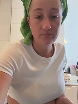 Rozendefotz online show from March 3, 2026, 8:31 am