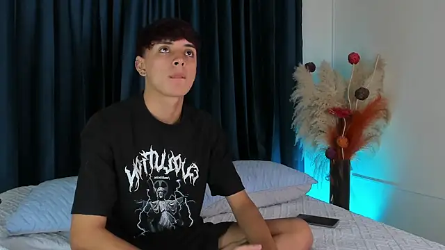 Jack Noir online show from September 23, 2025, 1:36 pm