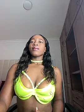 Sophia moons online show from September 12, 2025, 1:28 am