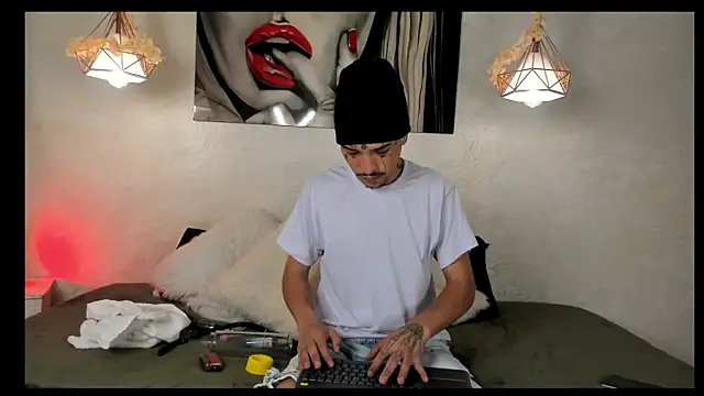 LeviGrayy online show from September 19, 2025, 6:08 pm