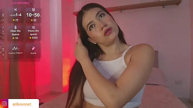 BrunnetAri  online show from February 24, 2026, 3:10 pm