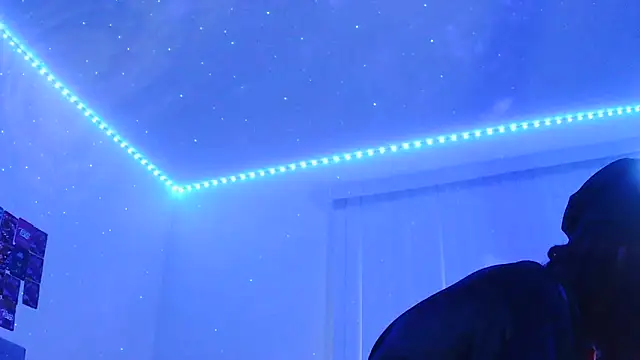 risktakinndolo online show from October 13, 2025, 10:32 pm